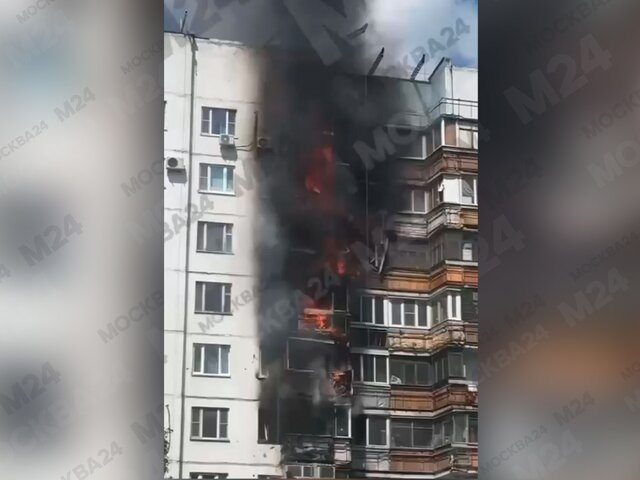 Пожар произошел в жилом доме в Солнцеве
