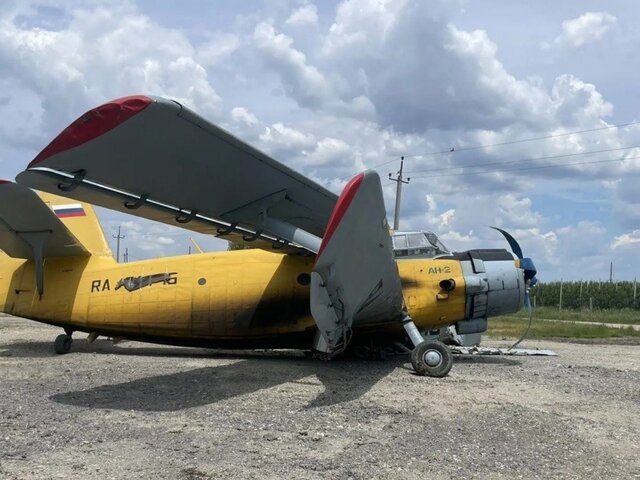 Самолет Ан-2 совершил аварийную посадку в Краснодарском крае