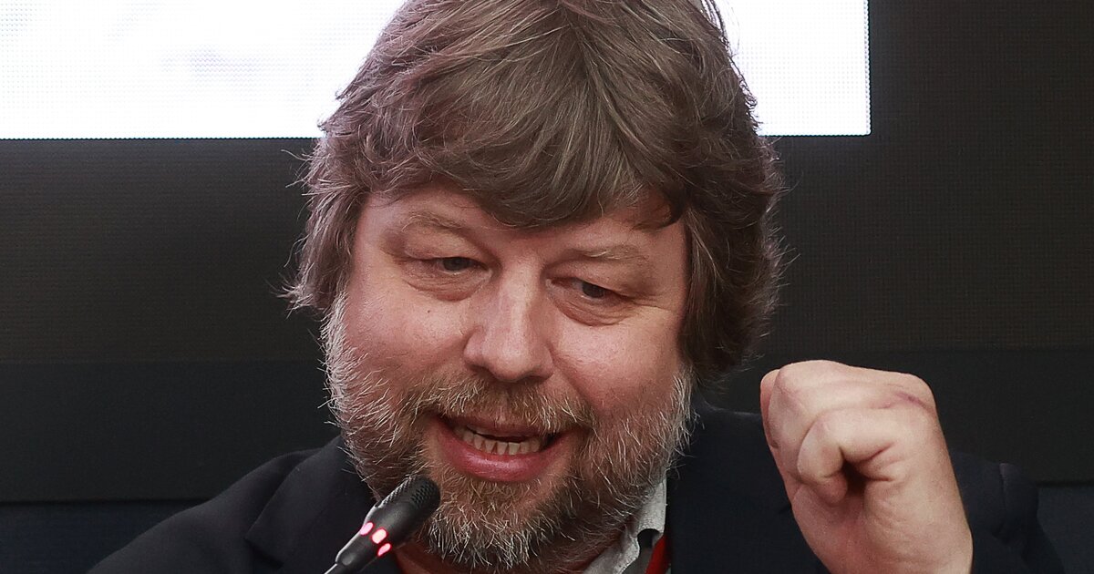 Освобожденный из польской тюрьмы археолог Бутягин вернулся в Санкт-Петербург Освобожденный из польской тюрьмы археолог Бутягин вернулся в Санкт-Петербург