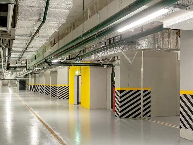 Москва выставила на торги более 80 машино-мест в Останкинском районе