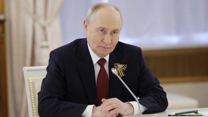 Путин заявил, что получит доклад от Минобороны по обстановке после встреч 9 мая