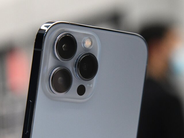 Владельцы iPhone могут остаться без 5G в России