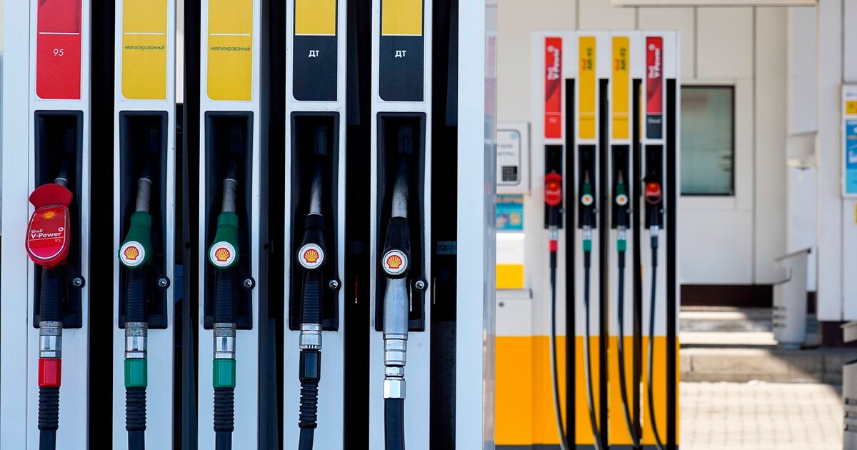 МЧС опровергло введение запрета на мобильные телефоны на АЗС МЧС опровергло введение запрета на мобильные телефоны на АЗС