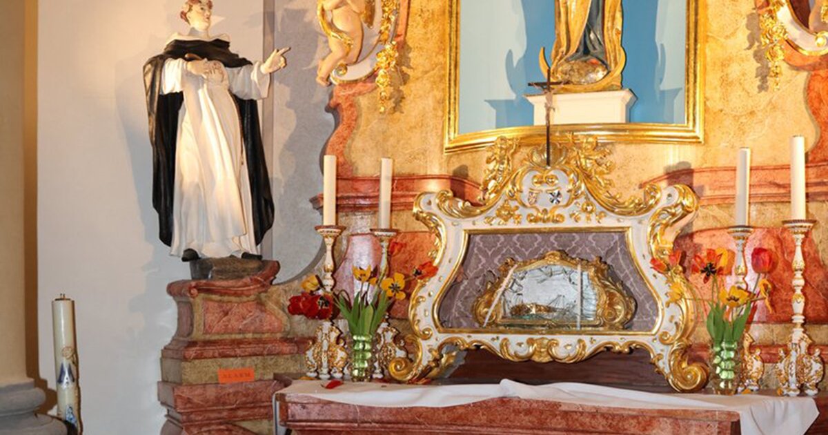 Из церкви в Чехии украли 800-летний череп святой Здиславы Из церкви в Чехии украли 800-летний череп святой Здиславы