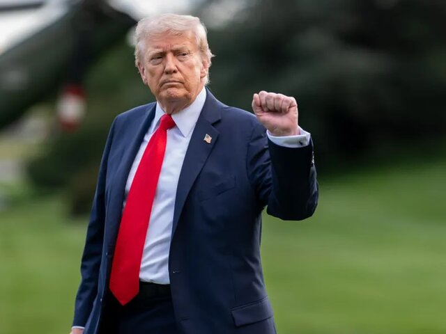 Трамп улетел из Китая под крики 
