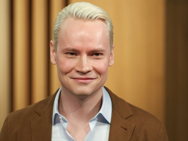Shaman заявил о попытках выкупить у него 