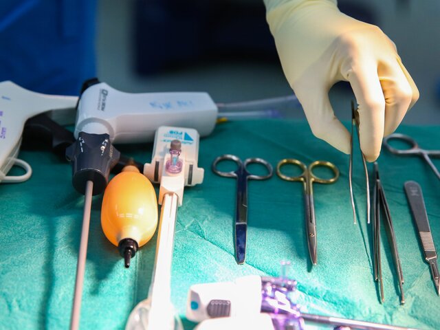 Daily Star: хирурга в Великобритании отстранили от работы за секс с пациенткой
