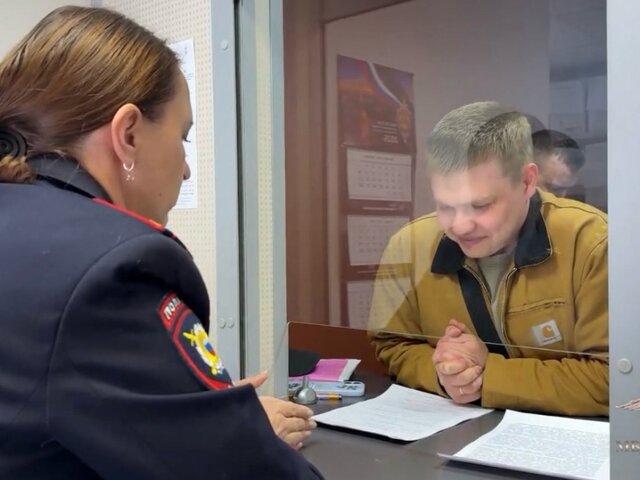 Полиция урегулировала вопрос продления пребывания в РФ блогера Черкашина
