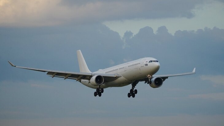 Росавиация продлила ограничения на полеты в Иран и Израиль до 17 апреля