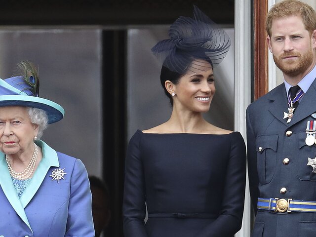 Radar Online: Елизавета II была в ярости из-за выбора Гарри и Меган Маркл имени для дочери
