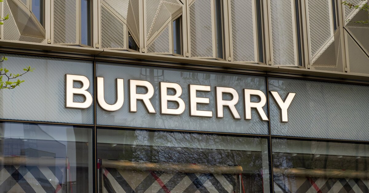 Burberry продлила права на три товарных знака в России на 10 лет