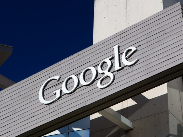 Задолженность Google по штрафам в России превысила 56 млрд рублей