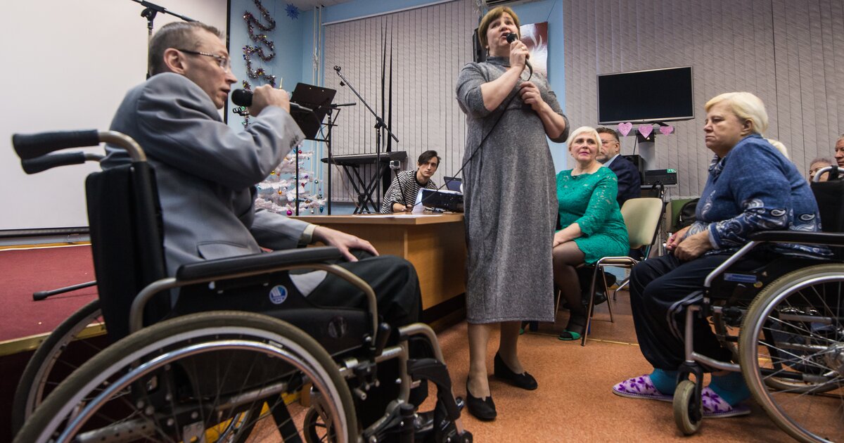 Экскурсии для инвалидов. Дети инвалиды на экскурсии. Инвалиды в москве. Инвалиды в россии. Инвалиды в москве.