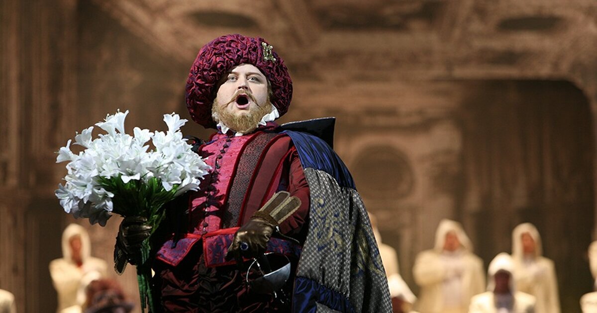 Оперный певец умер недавно. Русский знаменитый артист оперы. Маэстри оперный певец.