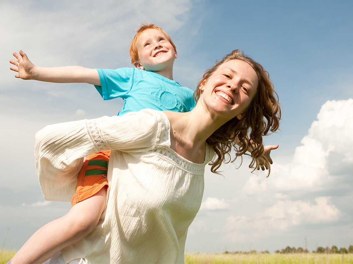 Хорошие родители дают детям корни и крылья. 4 условия воспитания самостоятельного и счастливого ребенка, Сигел Д.Д., Брайсон Т.П.