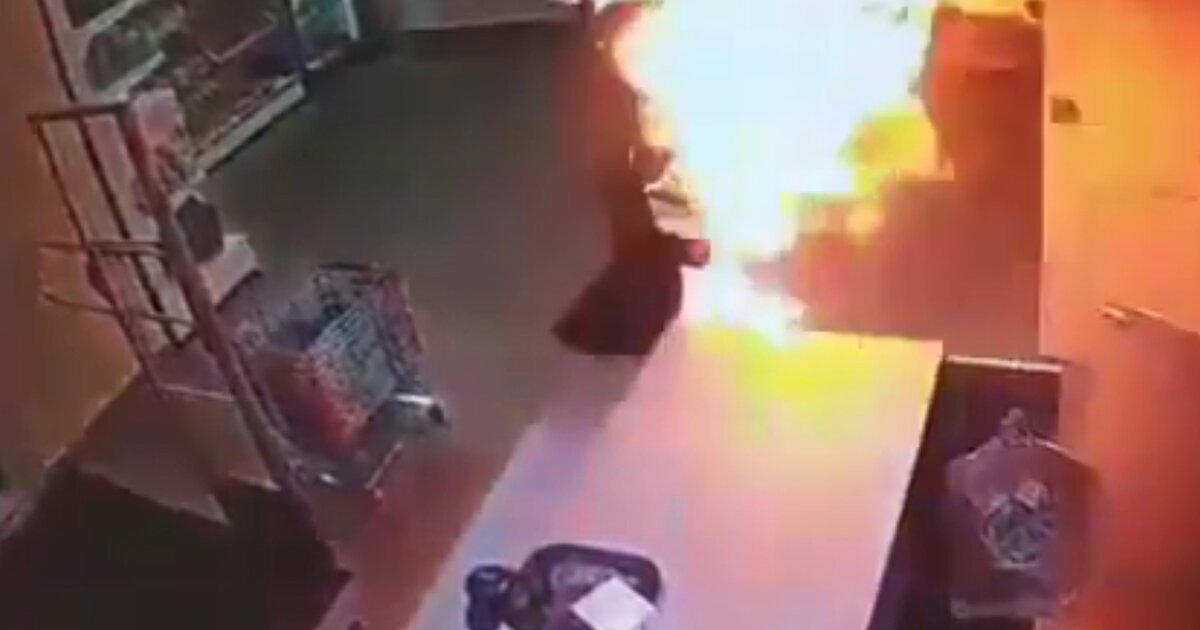 Нападение с горючими жидкостями. Муж облил жену бензином и поджог. Облила квартиру и подожгла. Поджигатель фото.