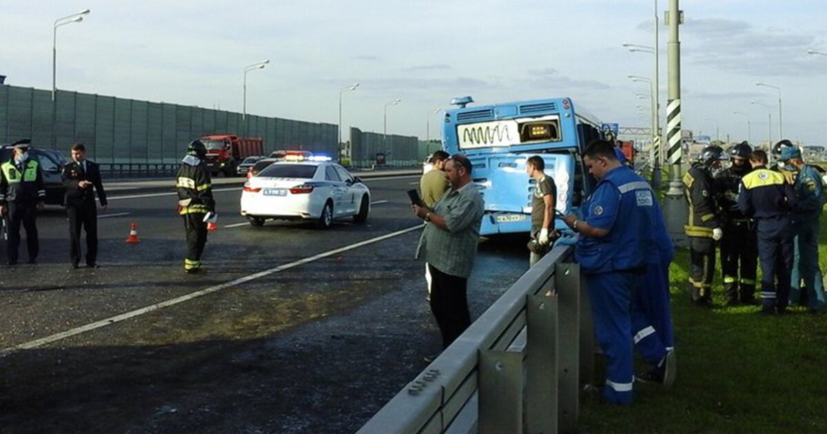 Дтп на калужском шоссе сейчас. Дтп на калужском шоссе сегодня. Дтп на калужском шоссе сегодня. Дтп на калужском шоссе сегодня. Авария калужское шоссе август 2020.