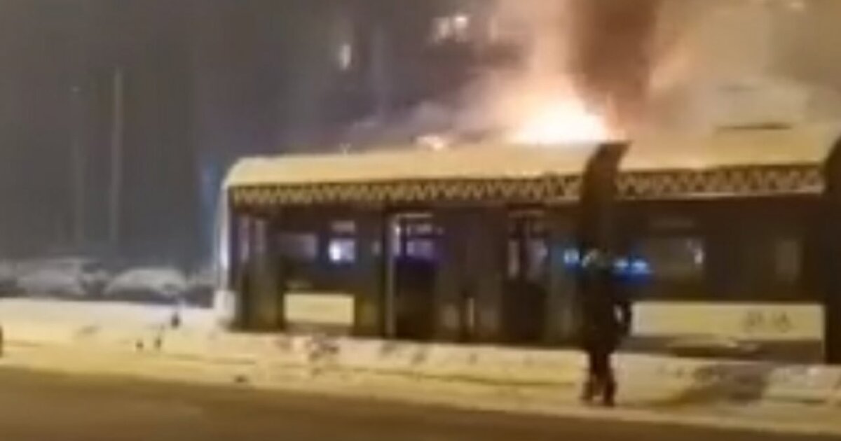 Что происходит в москве последние новости 2024. Трамвай на Северо западе Москвы. Пожар на Северо-западе Москвы сегодня. Пожарный трамвай в Москве.