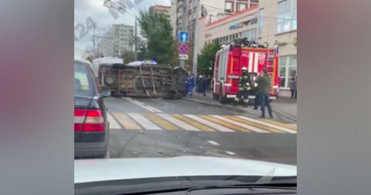 Газель минобороны сбила 3 человек на ленинградке. Пожар в москве района южное бутово 19. Дтп с скорой помощью в москве 19. Тепло авария северо востоке москвы сегодня. Авария на кировоградской улице вчера.