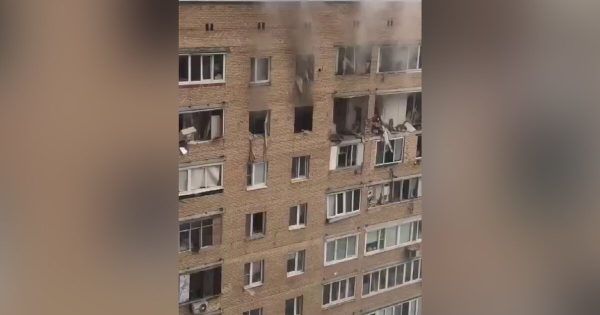 После взрыва в жилом доме. Набережные чел, взрыв квартиры в 2021 году..