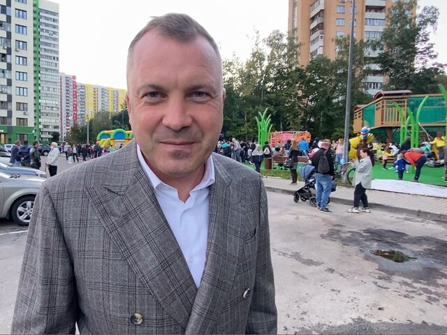 Евгений Попов: новую детскую площадку в районе Фили-Давыдково ждали 2 500 жителей