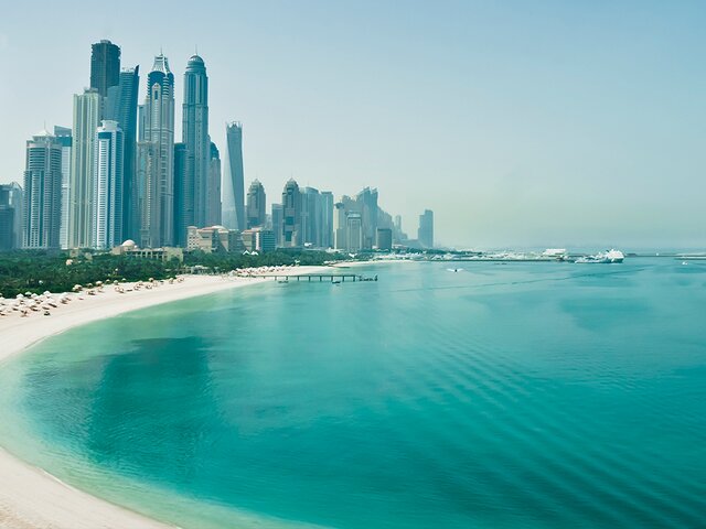 В ОАЭ для туристов сделали обязательным "зеленый пропуск"