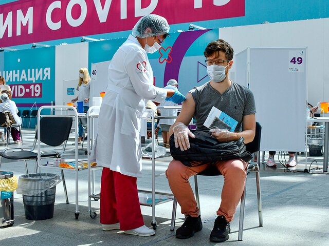 Порядка 46,5 млн россиян привились от коронавируса – Голикова