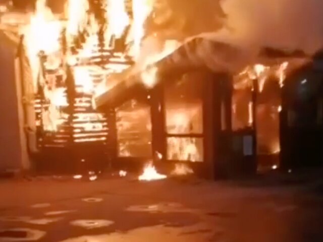 Пожар произошел в кафе на юго-западе Москвы