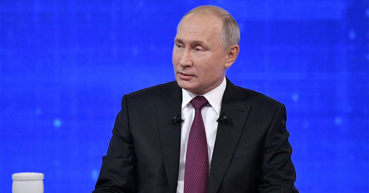 О чем Владимира Путина просили россияне во время прямых линий - Vimarsana News