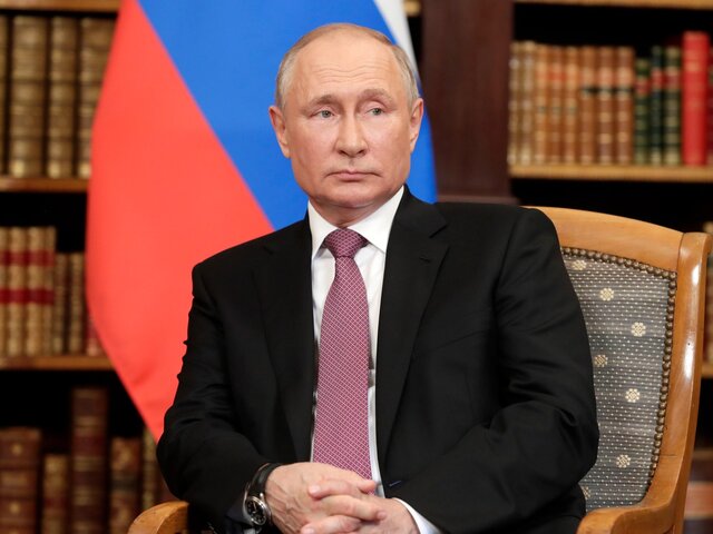 Сурков сравнил Путина с императором Октавианом