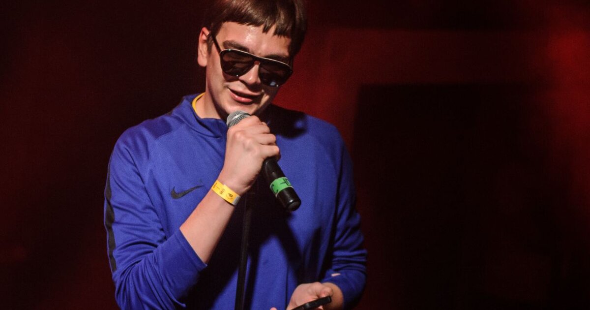 Слава кпсс фотосессия. Гнойный. Слава кпсс шоу успех. Слава кпсс стс. Гнойный ведущий.