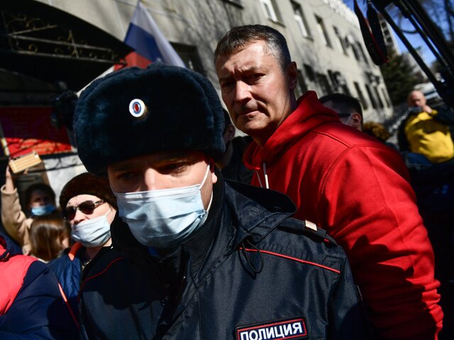 Суд арестовал экс-мэра Екатеринбурга Ройзмана за организацию незаконной акции