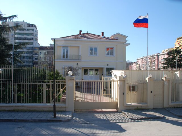 Посольство РФ выясняет подробности гибели россиян в Албании – СМИ