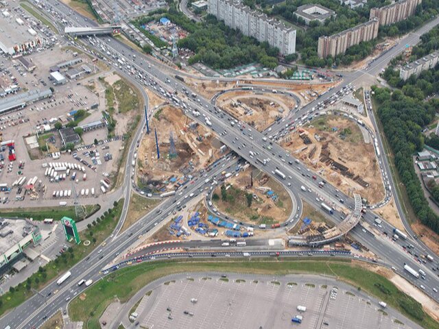 Реконструкция развязки на пересечении МКАД и Осташковского шоссе завершена на 40%