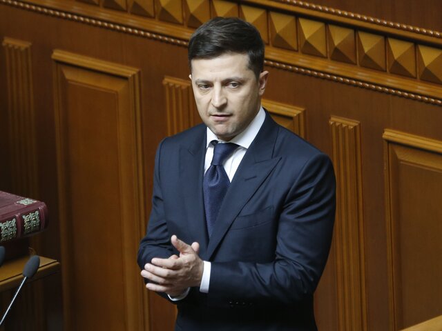 Компромиссные договоренности Украины с РФ должны быть вынесены на референдум – Зеленский