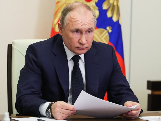 Путин подписал закон о фейках о работе госорганов РФ за рубежом