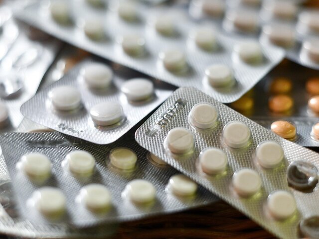 Фармкомпания Sanofi заявила о прекращении новых поставок лекарств в Россию и Белоруссию