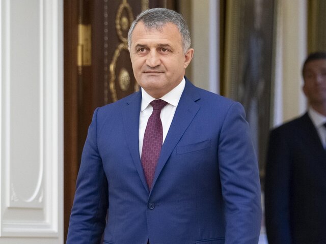 Южная Осетия предпримет шаги для вхождения в состав РФ – президент республики