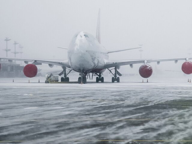 Почти 50 рейсов задержали или отменили в аэропортах Москвы