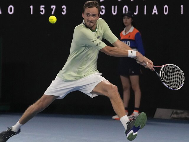 Почему российскому теннисисту Медведеву не удалось выиграть финал Australian Open