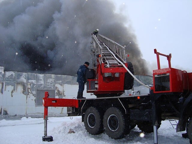 Пожар произошел на птицефабрике в Солнечногорске