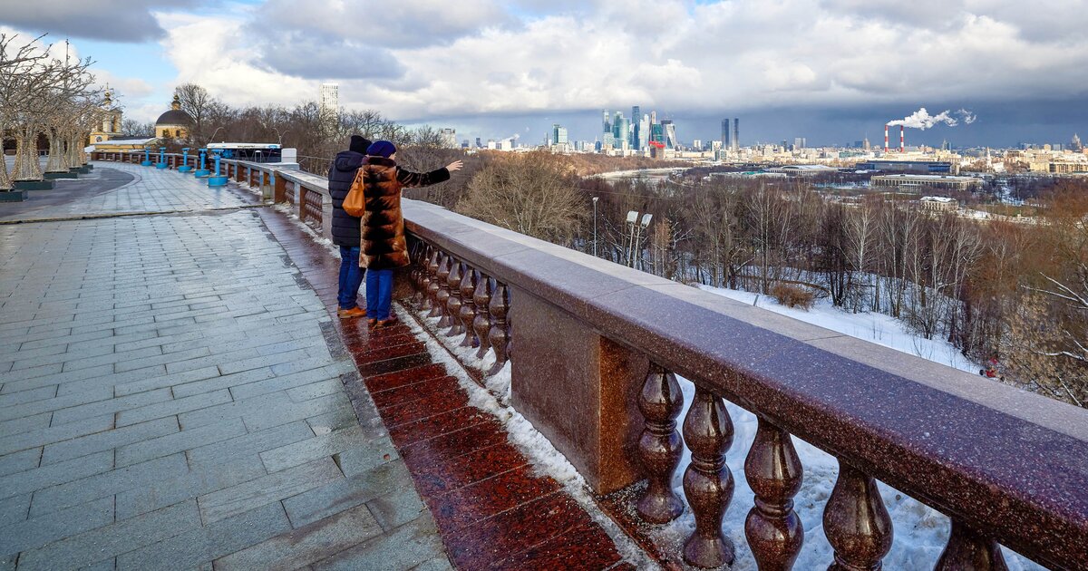 Москва теплая зима. Теплая зима. Теплая зима 2014-2015 в России. Сильная гололедица ожидается в Москве.