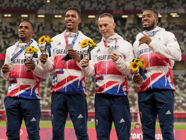 Сборную Великобритании лишили серебряной медали Олимпиады в Токио в эстафете из-за допинга
