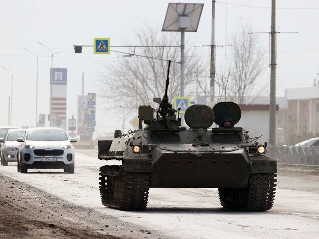 Аксенов сообщил о нескольких взрывах снарядов в Крыму