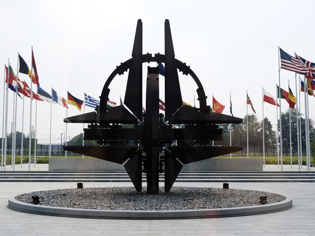 В Минобороны рассказали о планах НАТО по военному сдерживанию РФ