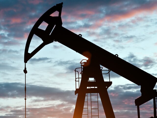 Эксперт спрогнозировал рост стоимости нефти до 120 долларов за баррель в 2022 году