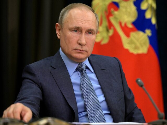 Путин назвал ввод санкций США попыткой сдержать развитие РФ