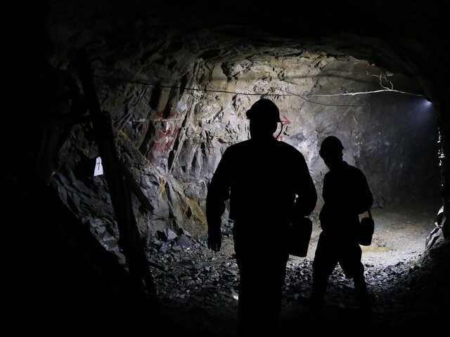 Почти 450 нарушений выявили на шахтах Кузбасса после ЧП на шахте 