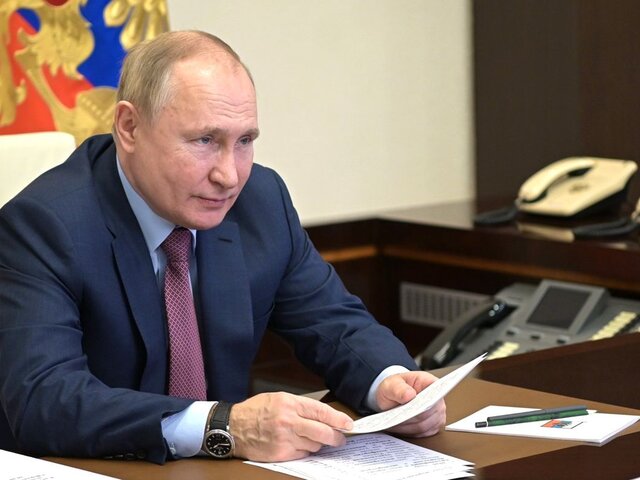 Дела по налоговым преступлениям будут закрывать при возмещении недоимки – Путин
