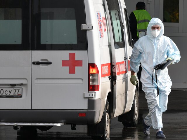 В России за сутки госпитализированы 1 352 человека с коронавирусом